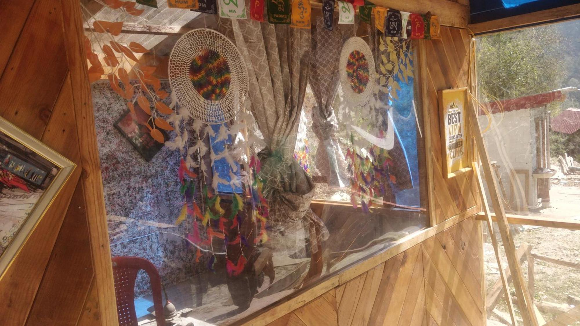 Shanti People Huts & Camp Kasol Room photo