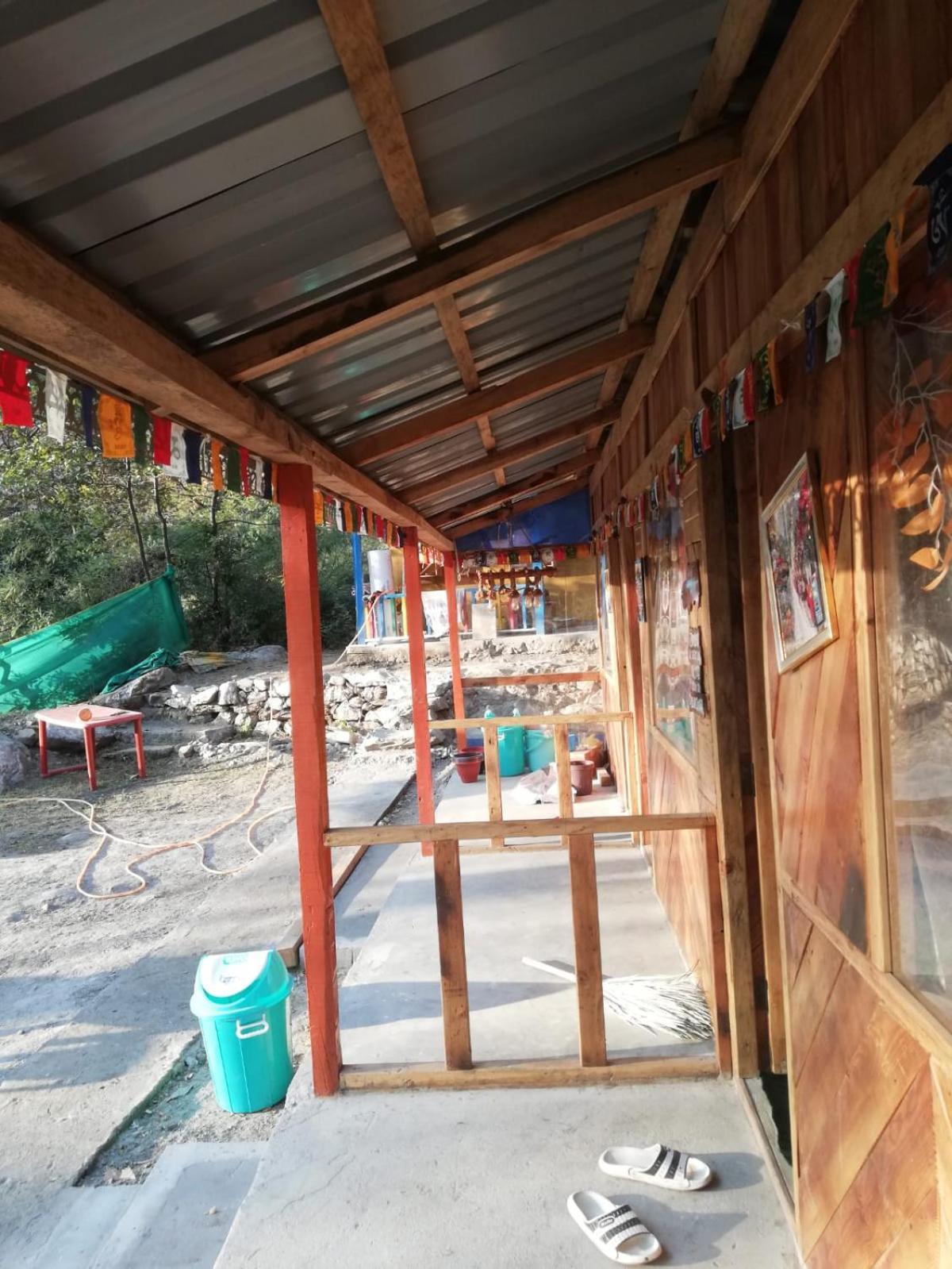 Shanti People Huts & Camp Kasol Room photo
